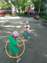 Летние игры в средней группе Летние игры в средней группе.